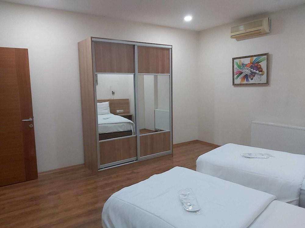 Bellle Maison Hotel & Residence Room Type - Economy Suite