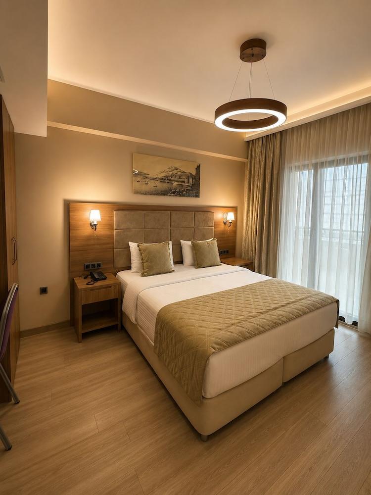 Classes Hotel Room Type - Family Apartment, 2 Bedrooms, Kitchenette
