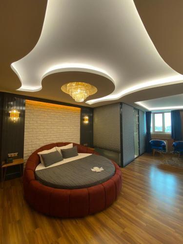 Gumus Palace Gungoren Room Type - Queen Room with Spa Bath