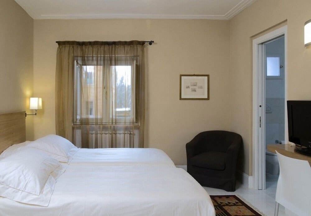 Gonfalone 6 Room Type - Double or Twin Room