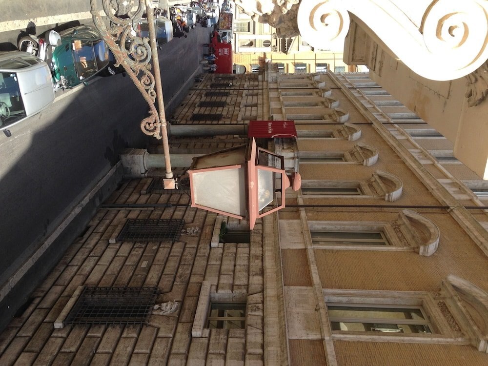 Hotel Primavera - Tap to explore photos