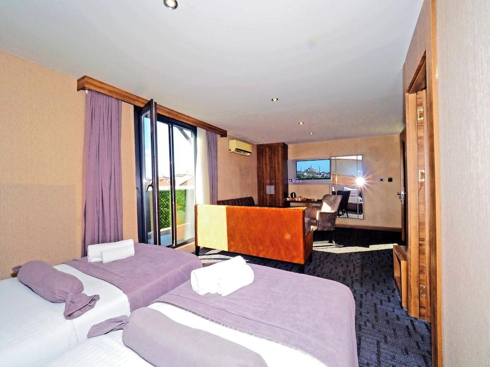 Best House Hotel Room Type - Family Room