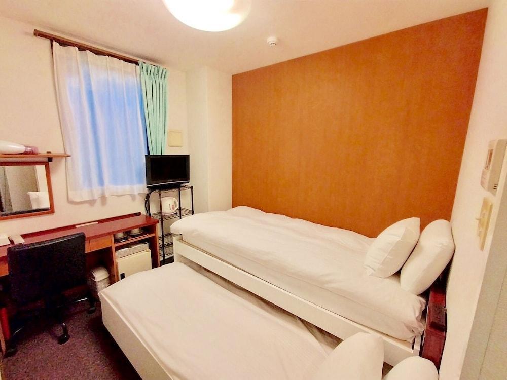 Web Hotel Tokyo Asakusabashi Room Type - Twin Room, Non-Smoking, Housekeeping every 3 days Web Hotel Tokyo Asakusabashi Room Type - Twin Room, Non-Smoking, Housekeeping every 3 days