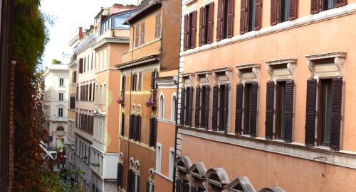 Condotti Rooms
