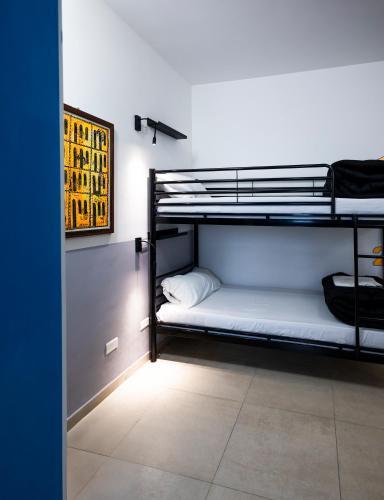 Hostel Melting Pot Rome Room Type - Bed in 4-Bed Mixed Dormitory Room