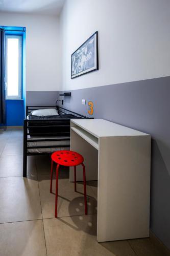 Hostel Melting Pot Rome Room Type - Single Bed in Female Dormitory Room
