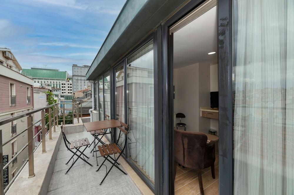 Taksim Peri Suite