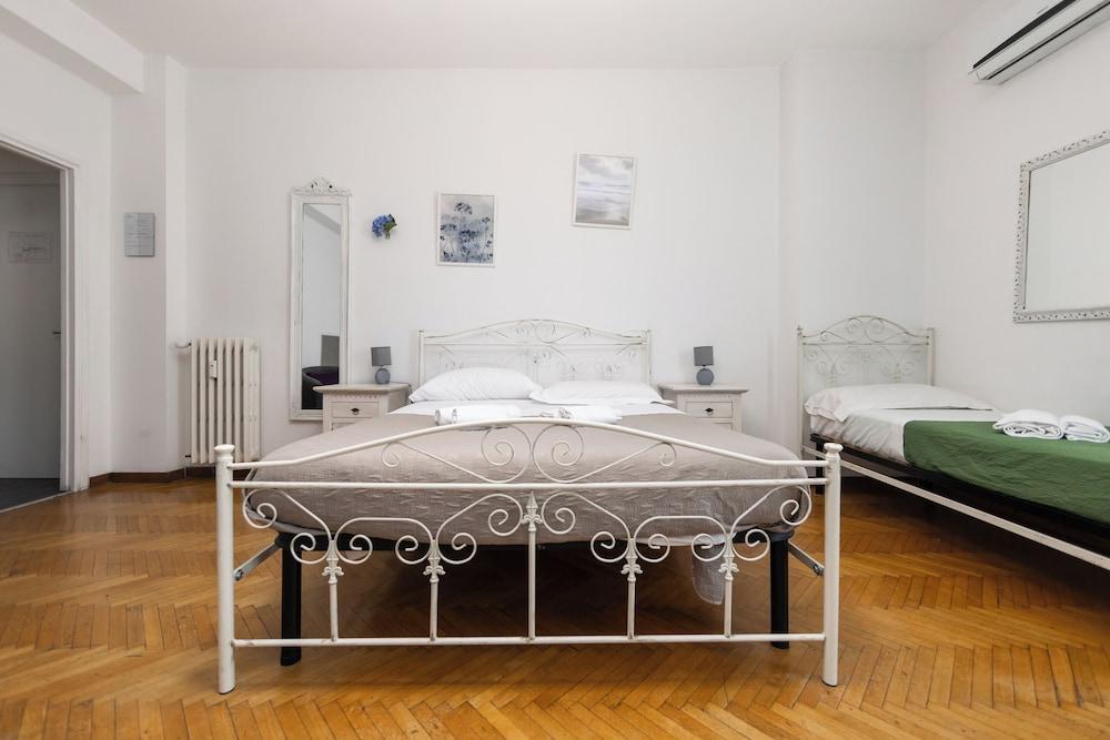 Imperiale Roma Trastevere Room Type - Deluxe Triple Room