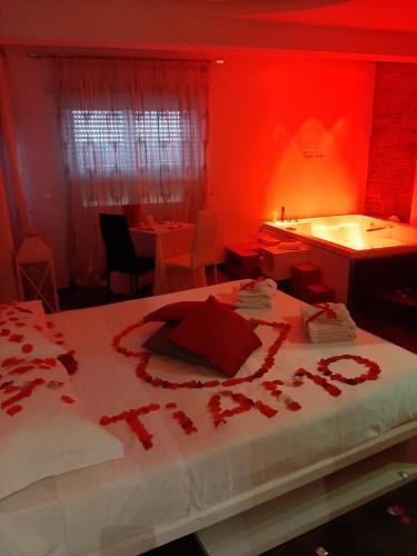 Caos Calmo Room Type - Deluxe Double Room with Spa Bath 