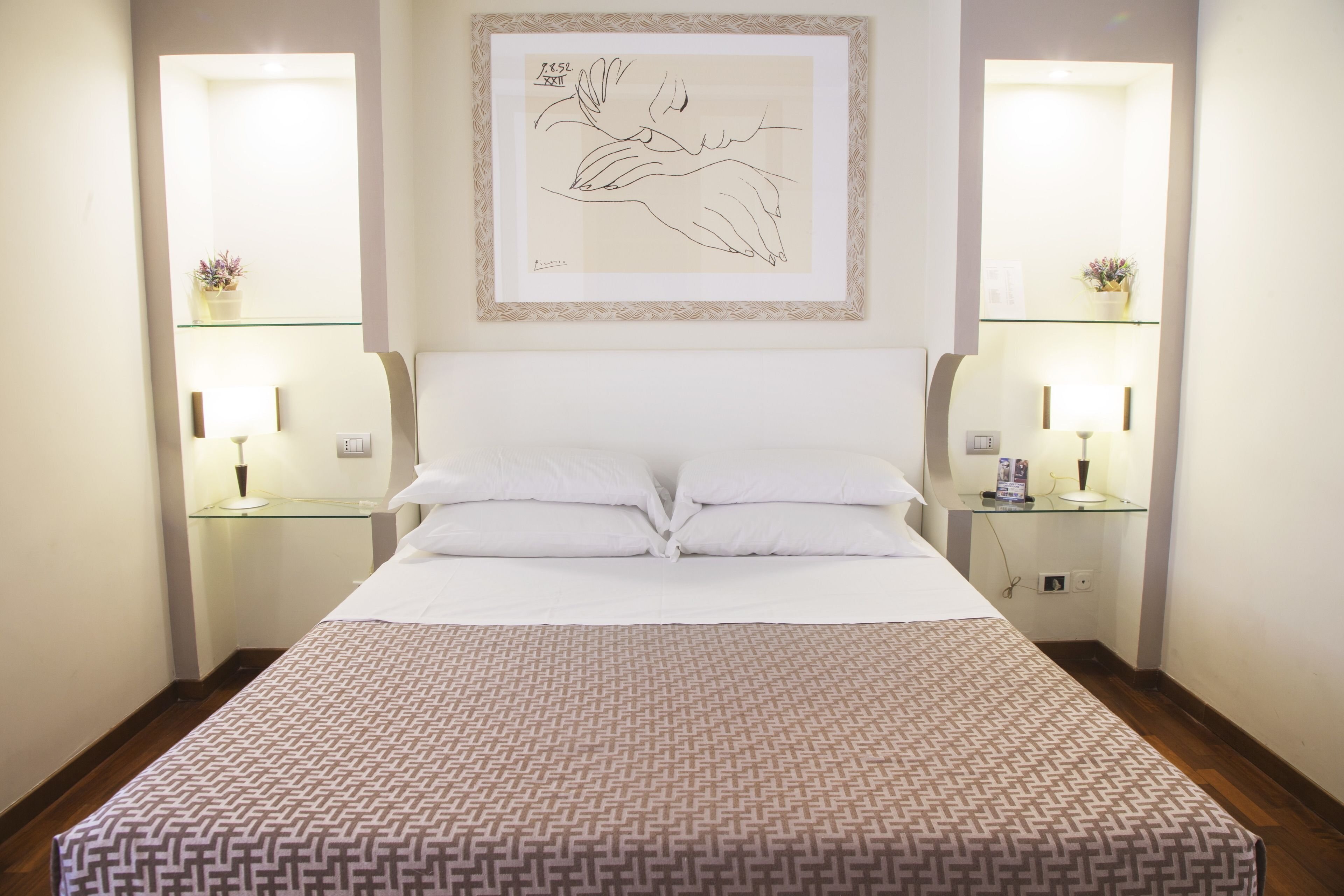 Residenza Talenti Superior Rooms - Tap to explore photos