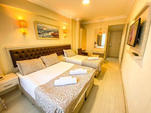 Mekke Hotel Istanbul Room Type - Standard Family Room