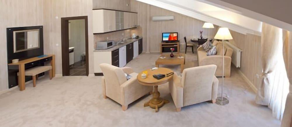 ذا بوسفوروس آبارتس