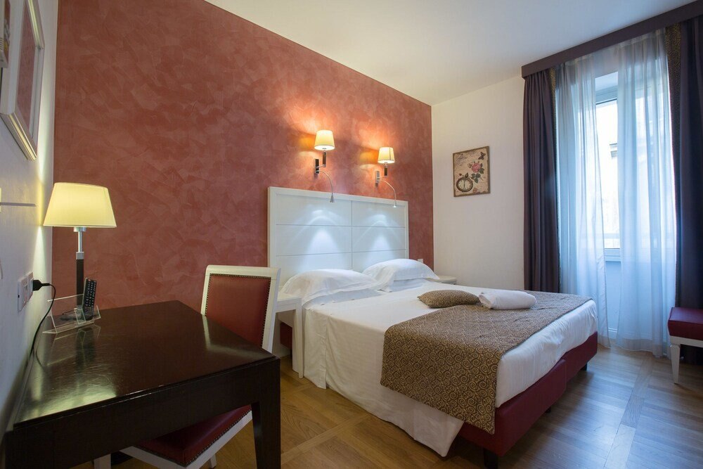 Floris Hotel Room Type - Comfort Twin Room