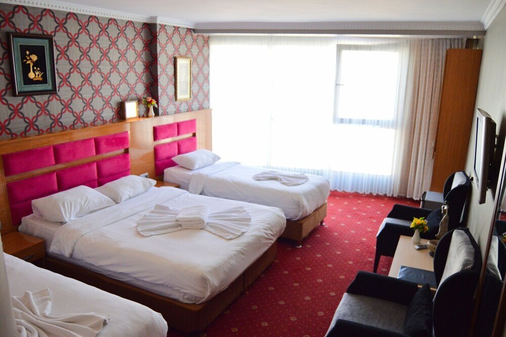 Comfort Downtown Istanbul - Tap to explore photos