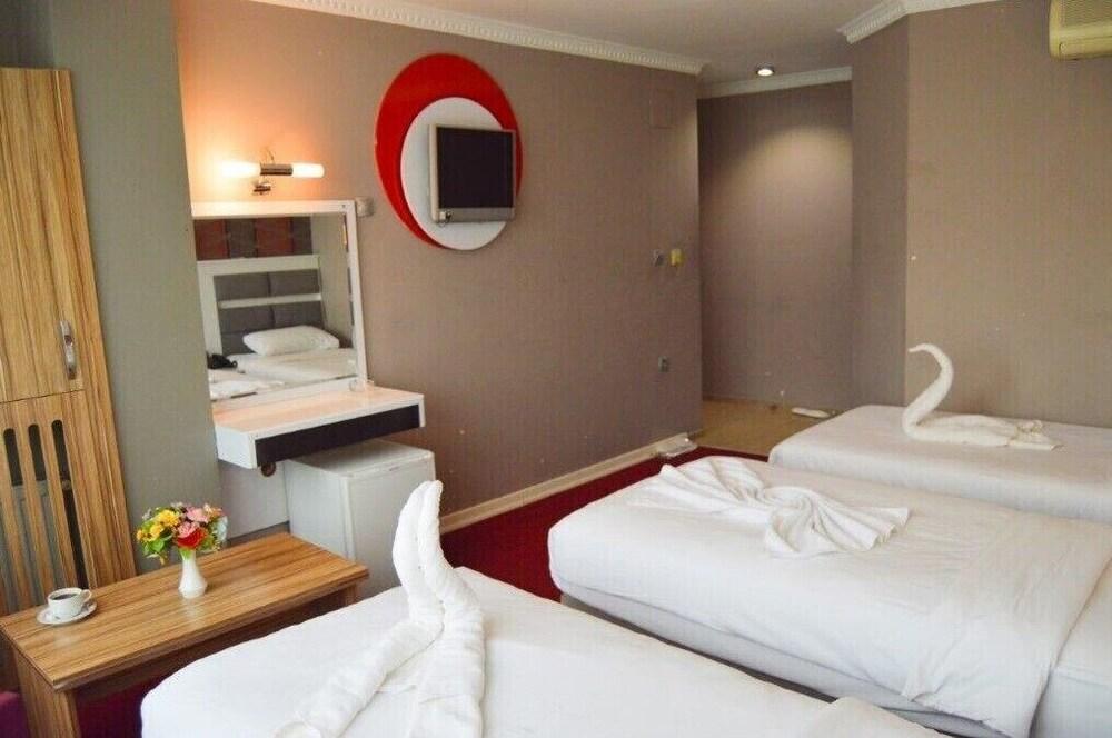 Comfort Downtown Istanbul Room Type - Standard Triple Room