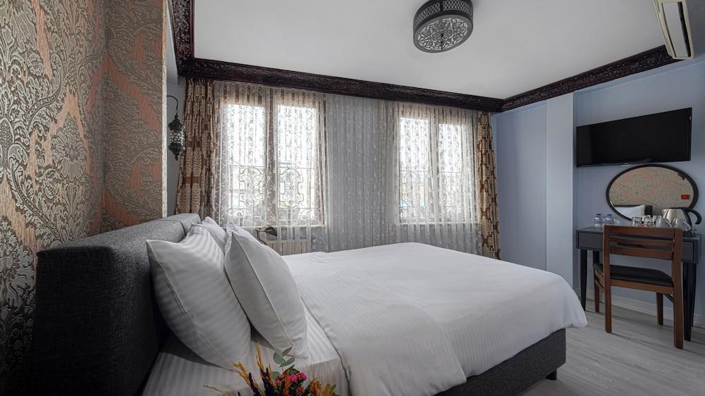 Mytra Hotel Room Type - Standard Double Room