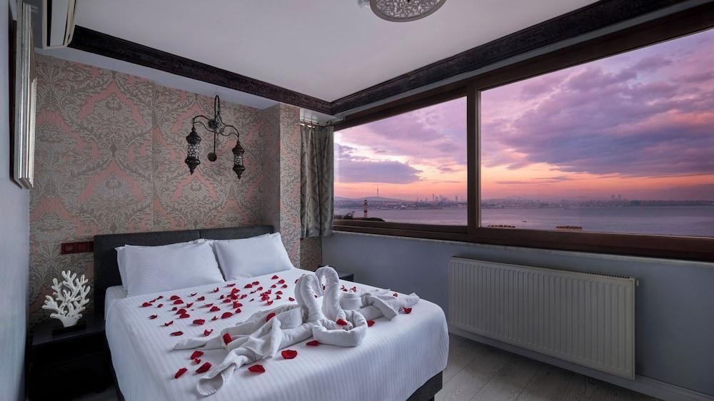 Mytra Hotel Room Type - Superior Double Room