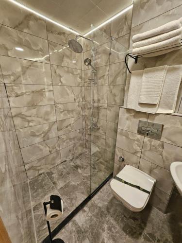Hotel Devman Room Type - Triple Room Hotel Devman Room Type - Triple Room