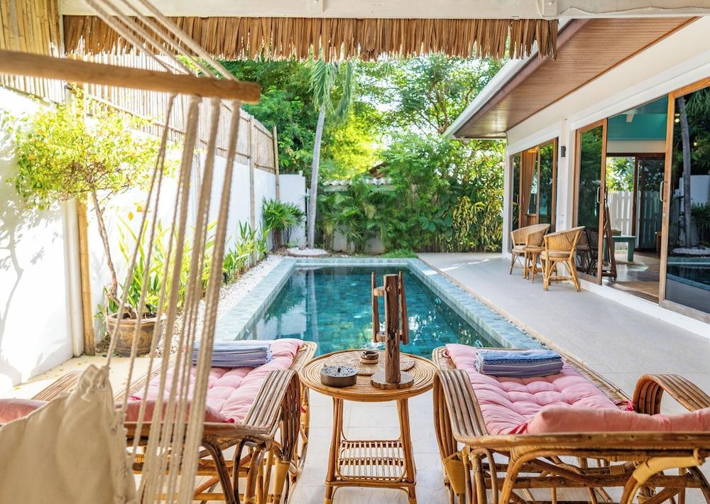Soul Villas By The Beach - Phuket Room Type - One Bedroom Beachfront Pool Villa