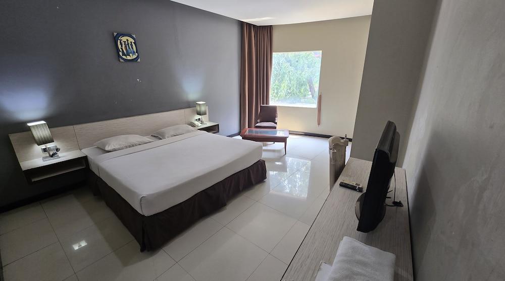 N3 Hotel Zainul Arifin Room Type - Superior Double or Twin Room