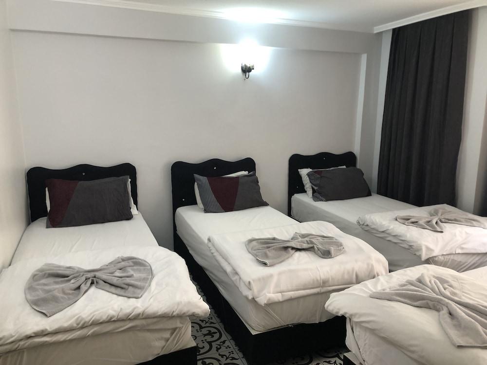 Reydel Hotel Room Type - Standard Quadruple Room Reydel Hotel Room Type - Standard Quadruple Room