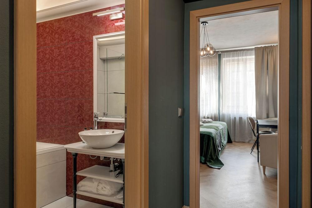Louren - The Bridge Inn Room Type - Classic Double Room