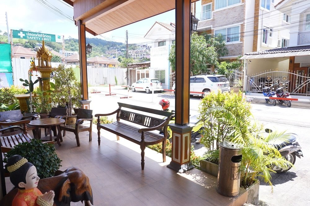 Baan Ketkeaw Guesthouse 1 - Tap to explore photos