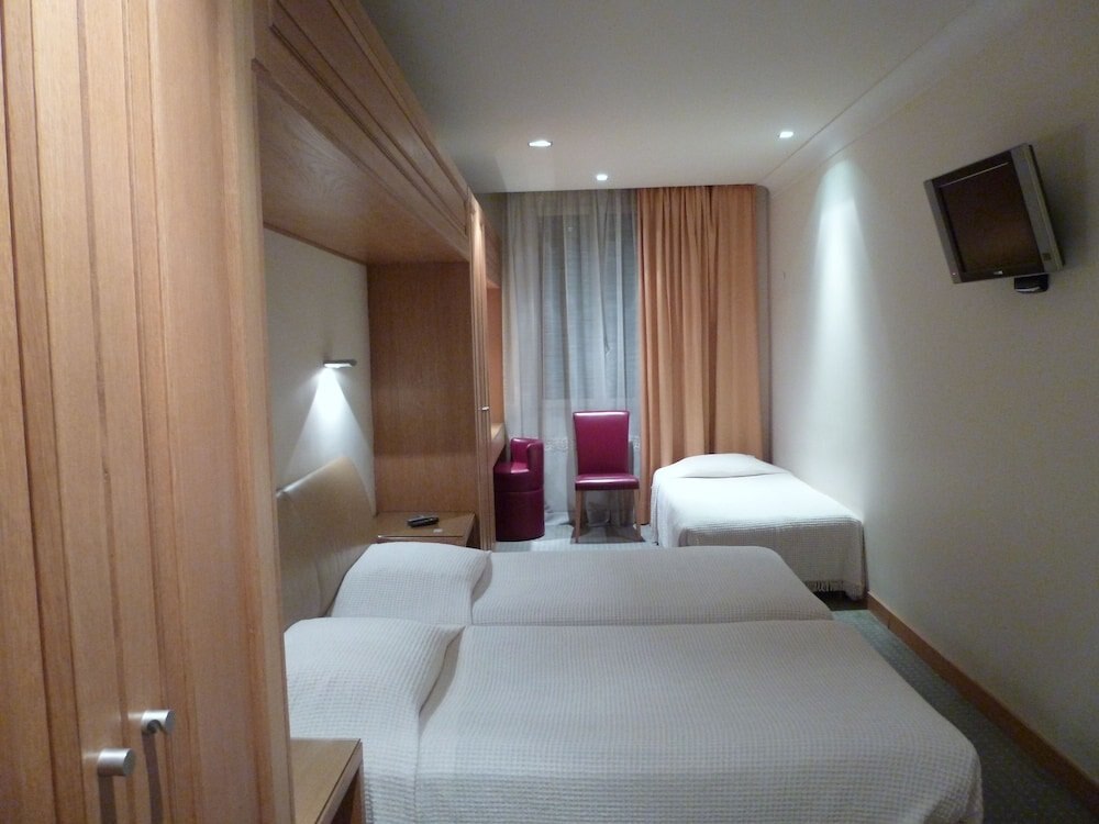 Hotel du Vieux Marais Room Type - Triple Room