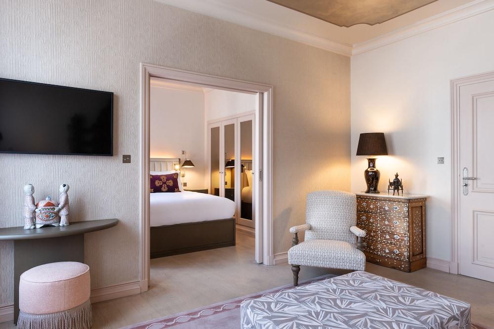Hôtel de Montesquieu Room Type - Chambre Prestige
