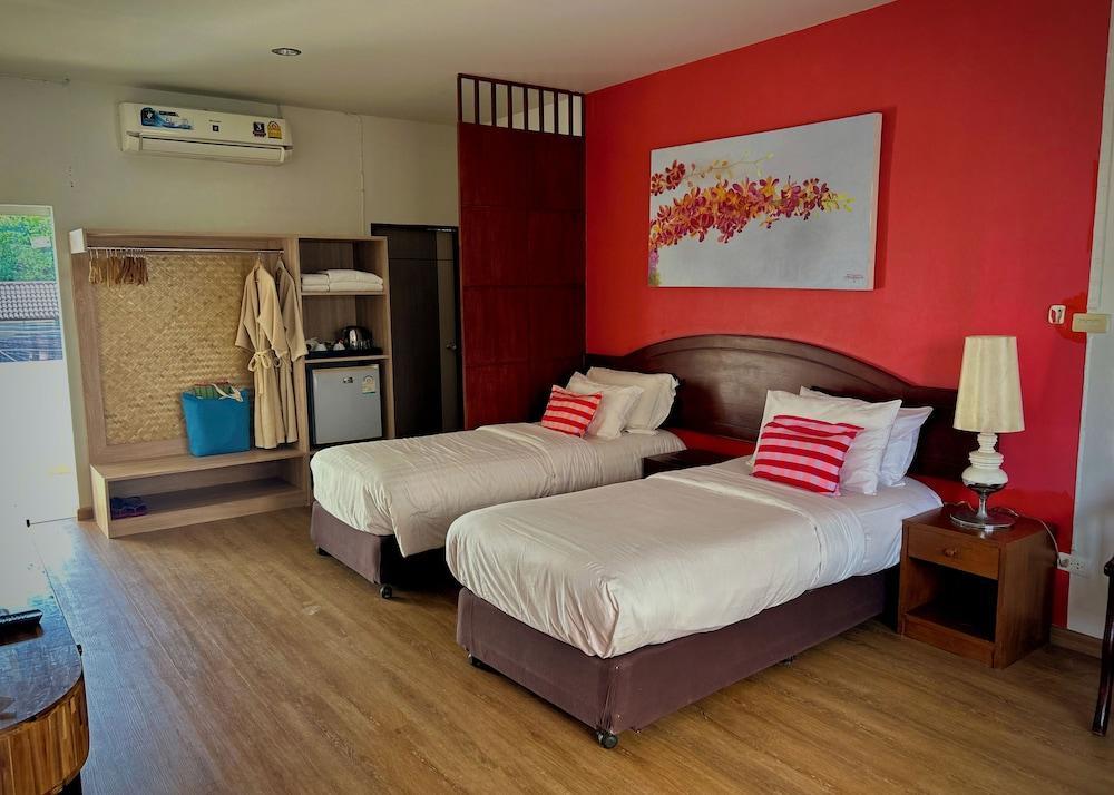 Sugar and Spice Inn Room Type - Twin Room