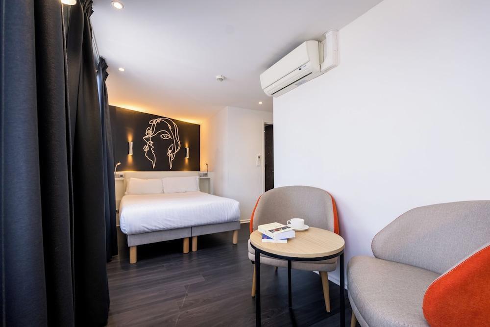 Hotel Montparnasse St Germain Room Type - Superior Room, Balcony