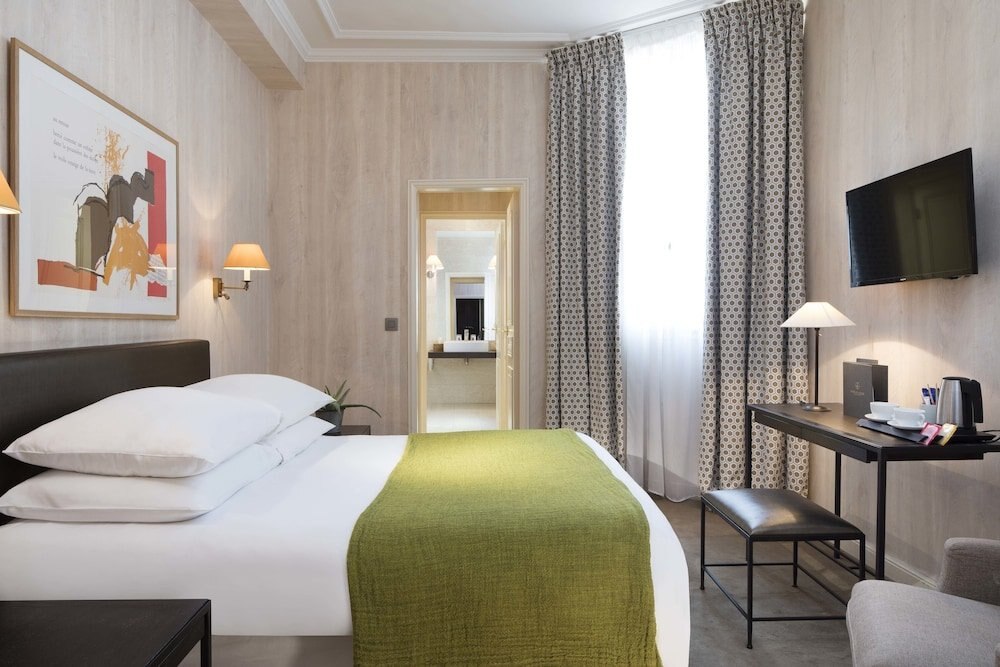 Hotel du Danube Saint Germain Room Type - Prestige Double Room Courtyard View