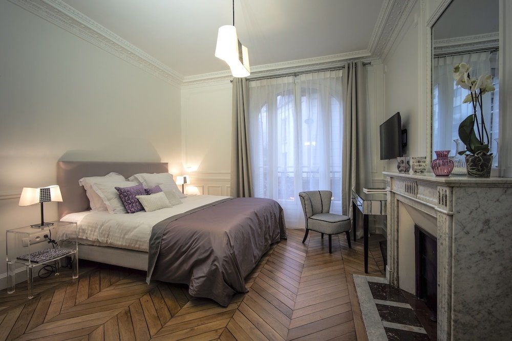 Relais 12bis B&B - Tap to explore photos