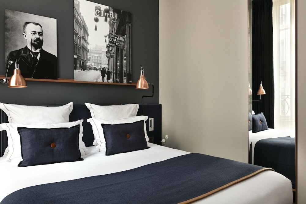 Hotel Square Louvois Room Type - Classic Room
