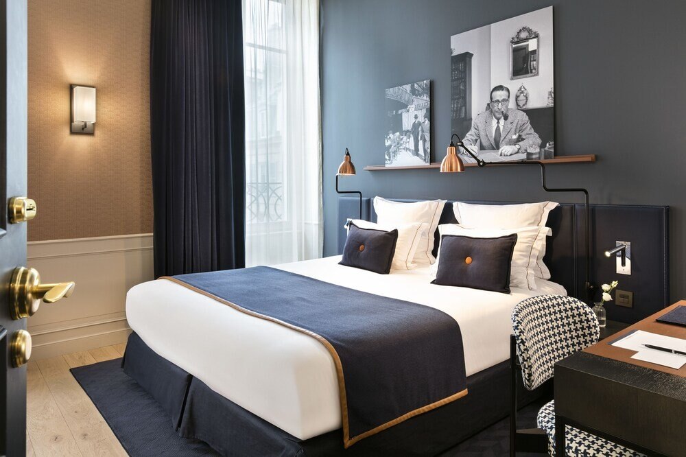 Hotel Square Louvois Room Type - Superior Room