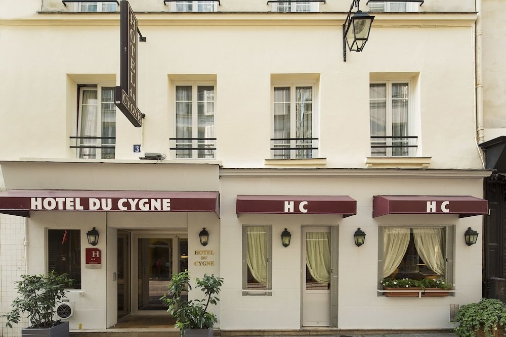 Hotel du Cygne Paris - Tap to explore photos