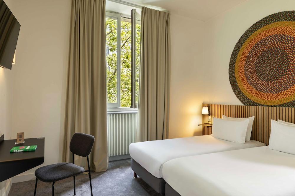 Hotel Korner Chatelet - Tap to explore photos