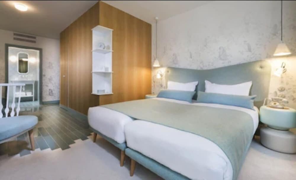 Le Lapin Blanc Room Type - Club Triple Room