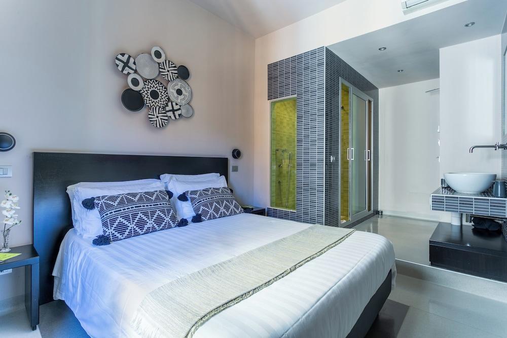 Moai Home Room Type - Standard Double Room, 1 Double Bed