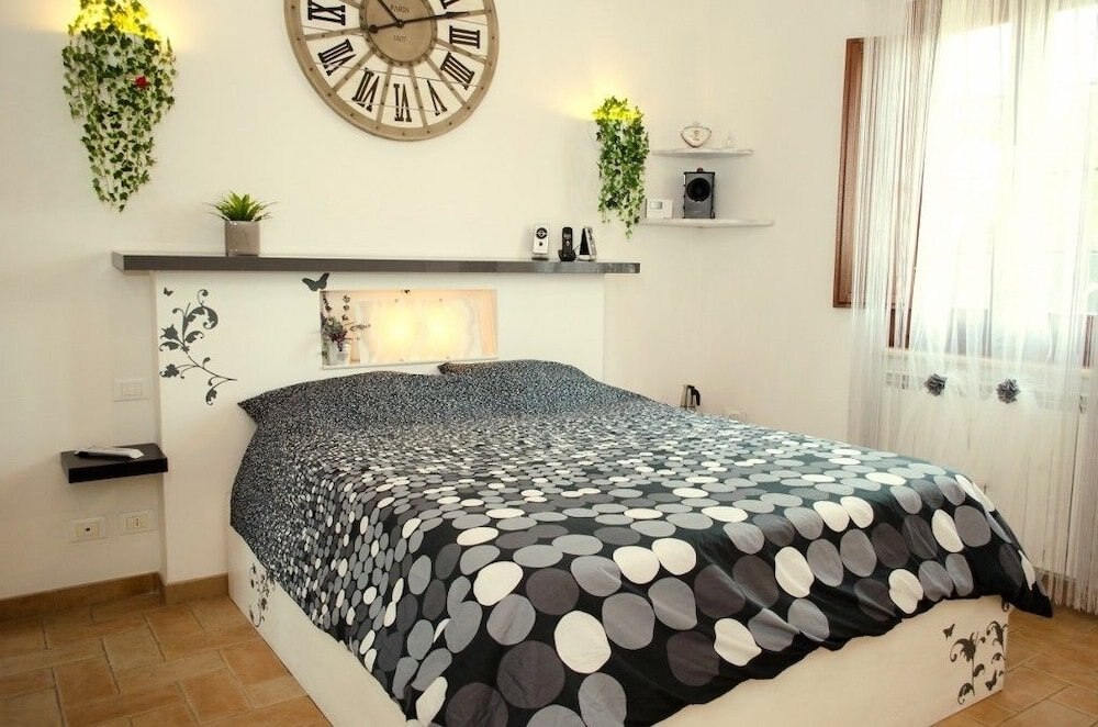 Rome Holidays Resort - Tap to explore photos
