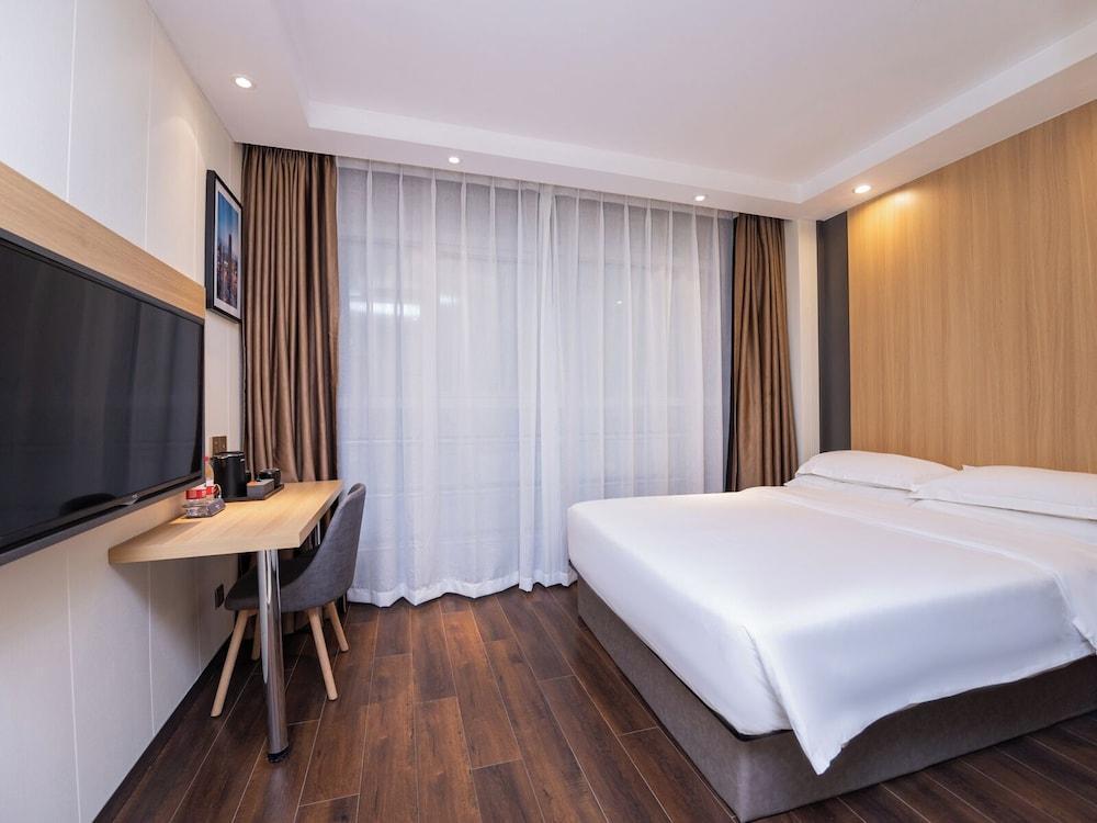 Country Inn & Suites by Radisson Room Type - Standard Double Room