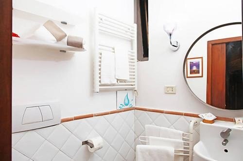 Nostromondo Apartments in Rome City Centre Room Type - Studio - 16 Via dell'Orso 