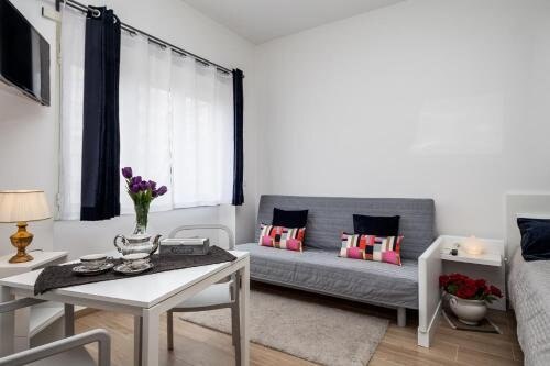 Dreamsrome Lux Room Type - Superior Studio Apartment
