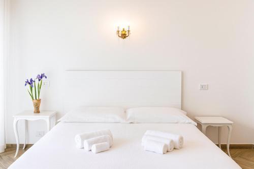 B&B Roma Talenti Room Type - Triple Room with Balcony