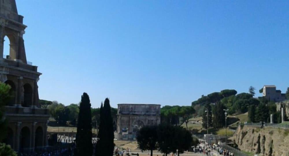 Vesta Domus - Tap to explore photos