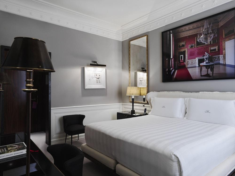 J.K. Place Roma Room Type - Deluxe Room (JK)