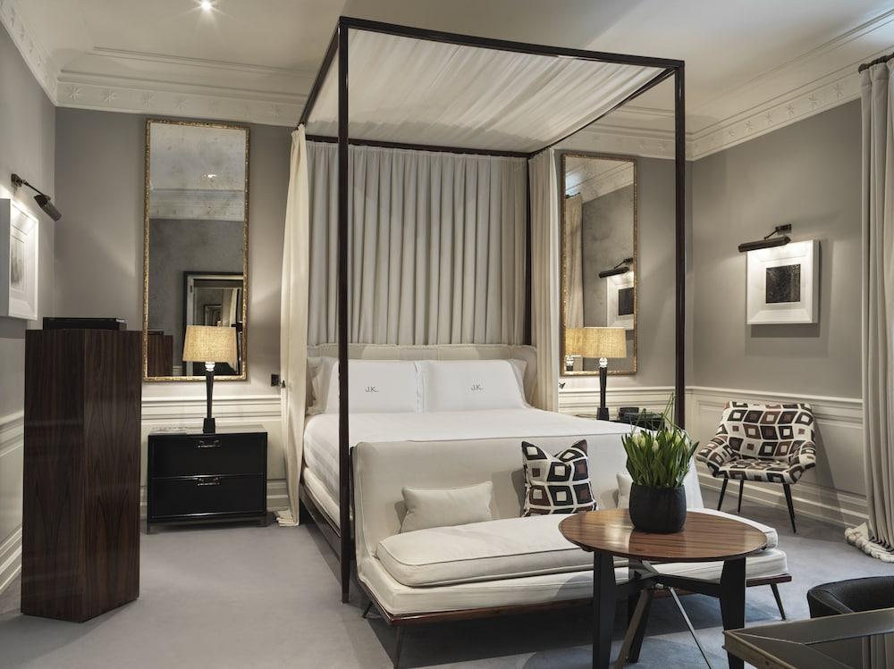 J.K. Place Roma Room Type - Room (Master)