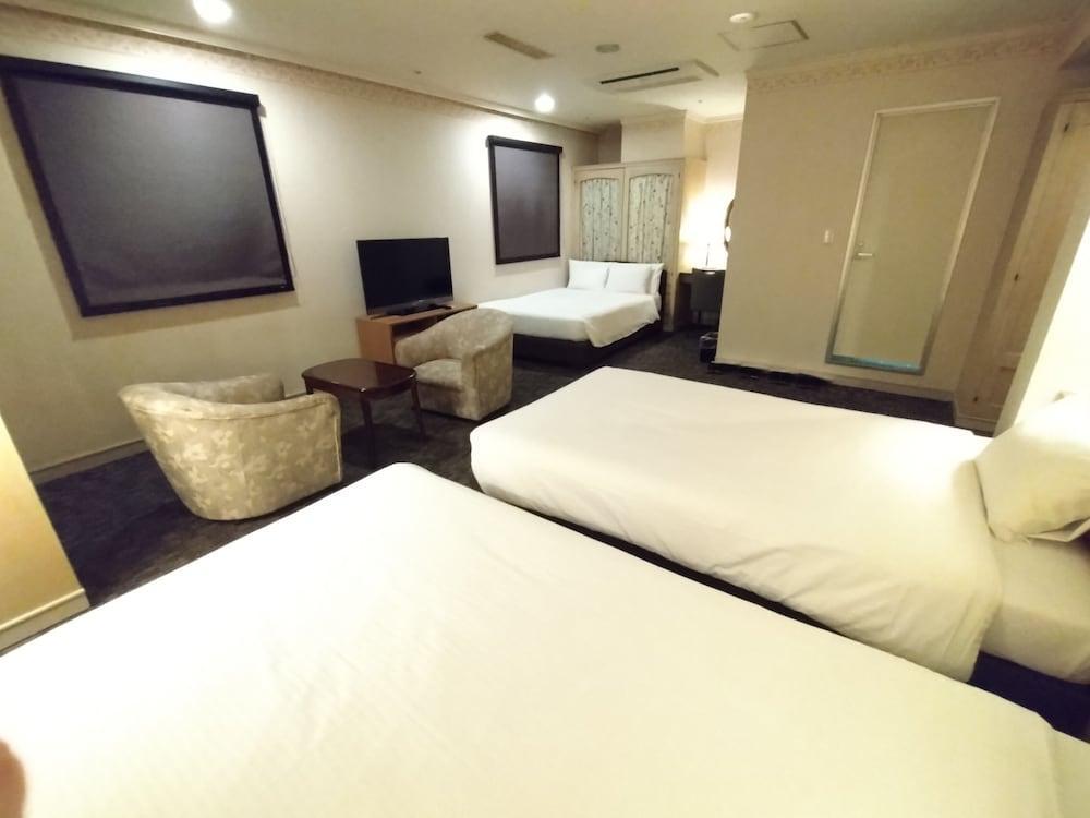 Asakusa Central Hotel Room Type - Suite (3 beds) (Non-smoking)