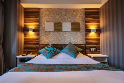 Amand Hotel Room Type - Superior Room - Non-Smoking Amand Hotel Room Type - Superior Room - Non-Smoking