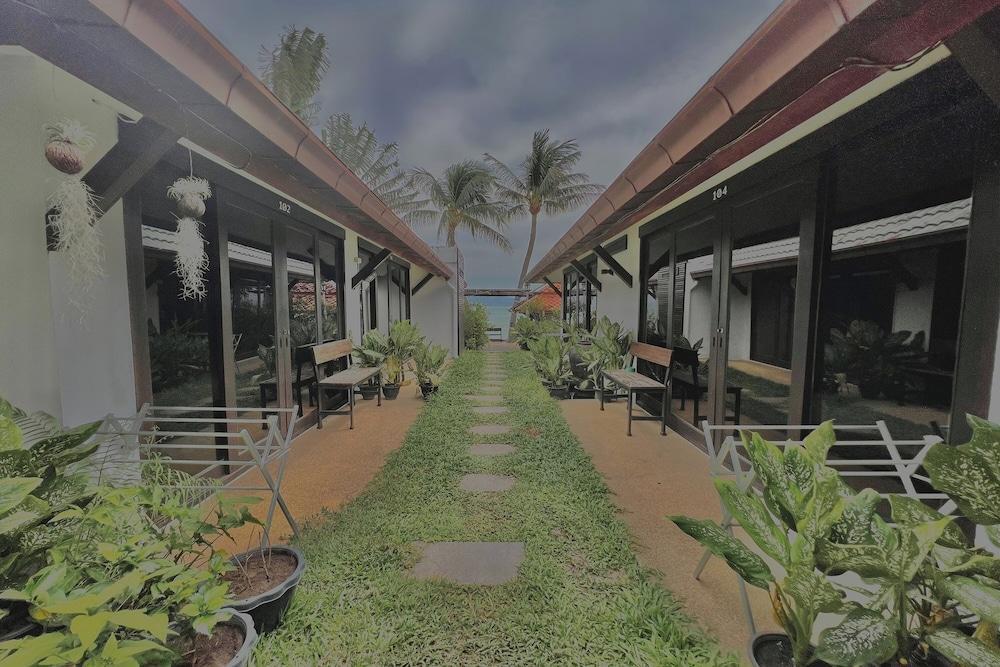 The Shore Samui Room Type - Standard Room